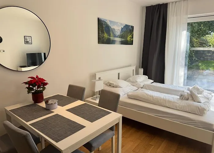 Apartmán Modern With Private Garden *